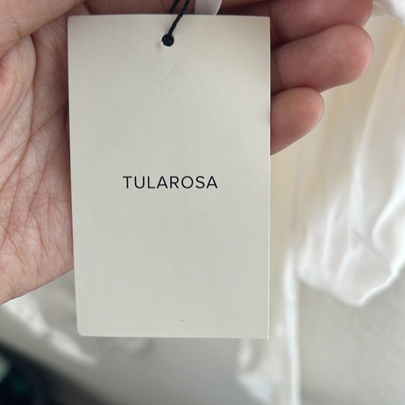 Tularosa Naomi Top in Winter White - Picture 6 of 10